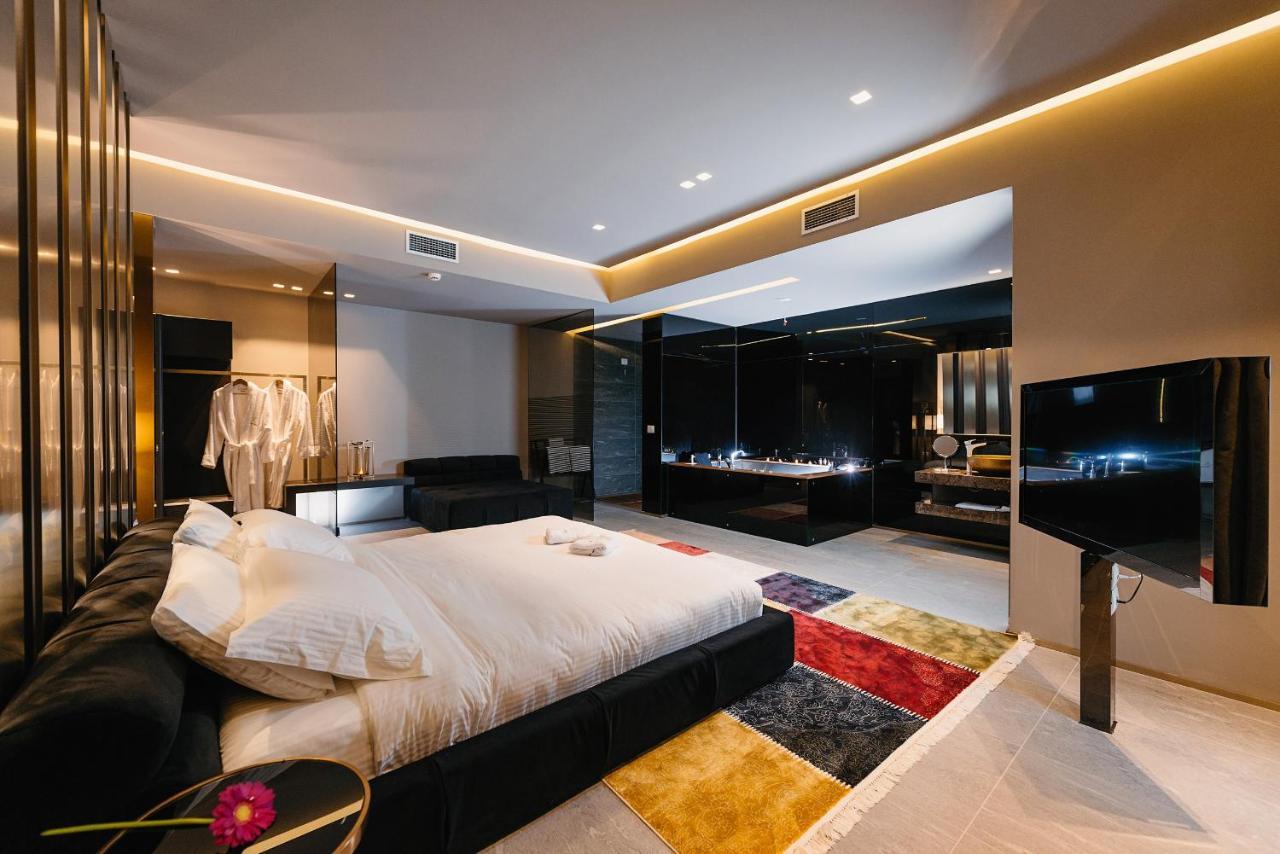 Hotel Egnatia Bërxull Esterno foto